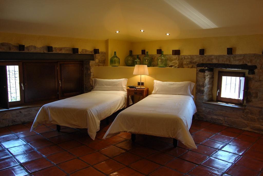 Hotel Rural Nobles De Navarra Aibar Bagian luar foto