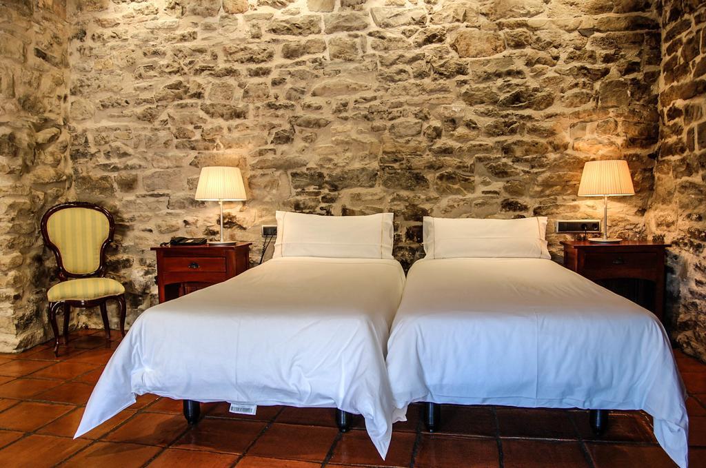Hotel Rural Nobles De Navarra Aibar Bagian luar foto